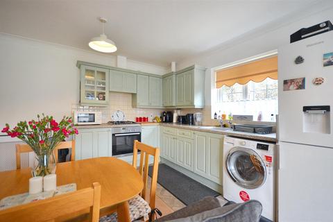2 bedroom semi-detached bungalow for sale