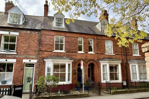 Grayburn Lane, Beverley, HU17 8JR 3 bed terraced house for sale