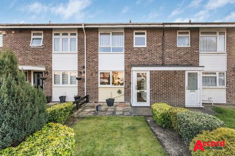 Heather Avenue, Romford, RM1 3 bed terraced house for sale