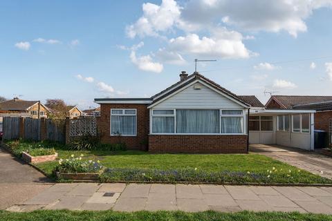 Park Lane, Birchington CT7 2 bed detached bungalow for sale