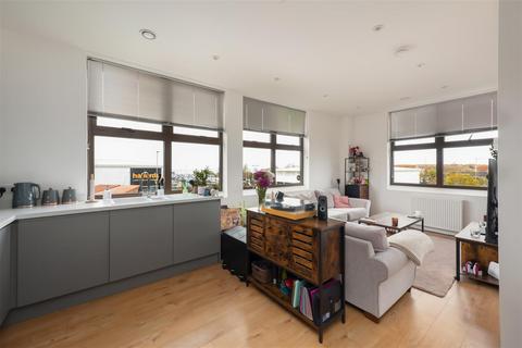 Wraik Hill, Whitstable 1 bed apartment for sale