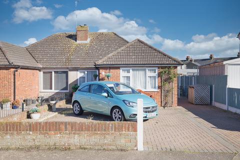 Beaufort Avenue, Ramsgate, CT12 2 bed bungalow for sale