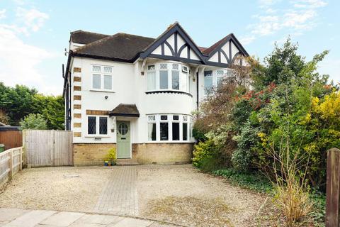Eldon Avenue, Cheltenham GL52 4 bed semi