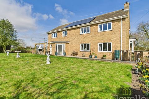 The Green, Strubby, Alford LN13 5 bed detached house for sale