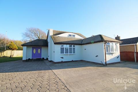 2 bedroom detached house for sale