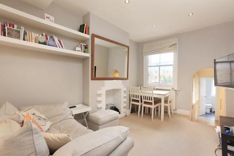 Vicarage Crescent, London 1 bed flat for sale