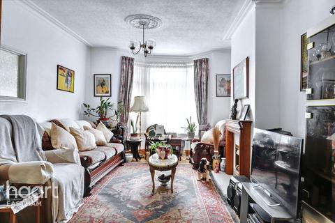 Sixth Avenue, London 3 bed terraced house for sale