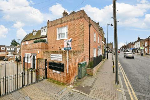 High Street, Billericay, Essex 2 bed apartment for sale