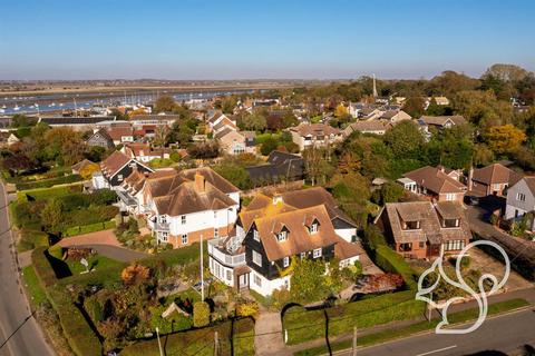 Coast Road, West Mersea CO5 4 bed detached house for sale
