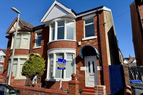 Rose Avenue, Blackpool FY1 3 bed semi