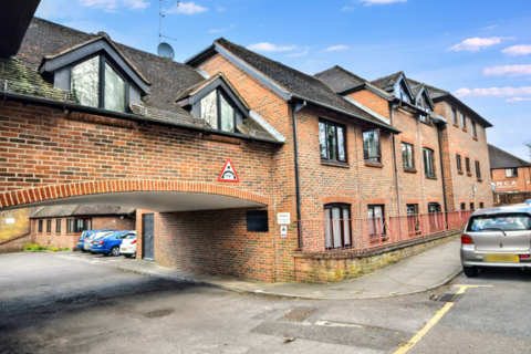 Abbey Street, Farnham, Surrey, GU9 1 bed retirement property for sale