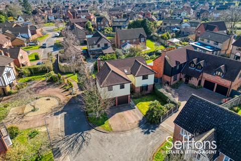 Howard Close, Norwich, Norfolk 4 bed detached house for sale