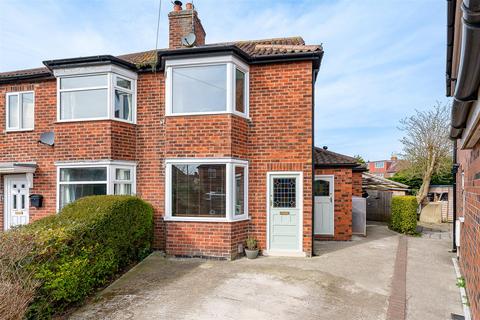 Endfields Road, Fulford, York YO10 4JB 3 bed semi