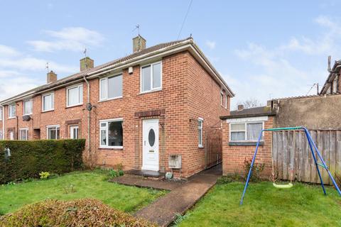 Edge Avenue, Scartho, N E Lincs, DN33 3 bed end of terrace house for sale