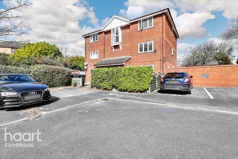Fennec Close, Cambridge 2 bed flat for sale