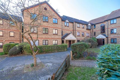 Deanery Close, London, N2 1 bed apartment for sale