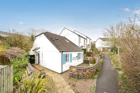 Gloweth, Truro 2 bed semi
