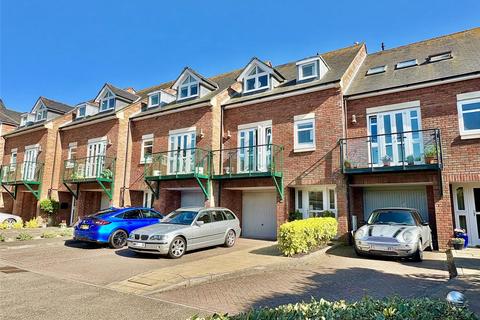 William Cawley Mews, Broyle Road... 3 bed mews for sale