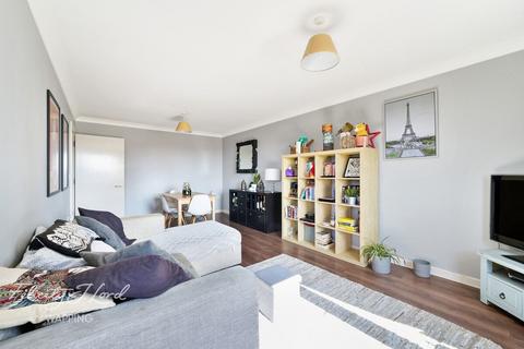 Commercial Road, LONDON 2 bed flat for sale