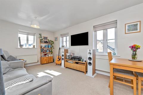 Centaurus Square, Curo Park Frogmore... 2 bed apartment for sale
