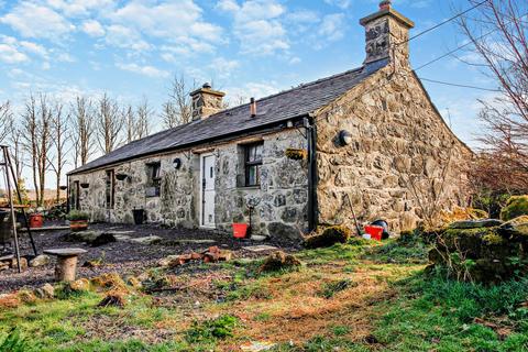 Nebo, Caernarfon, LL54 2 bed detached bungalow for sale