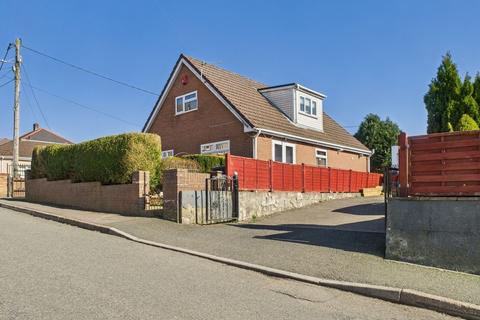 Hawthorn Road, Beaufort, NP23 4 bed detached house for sale