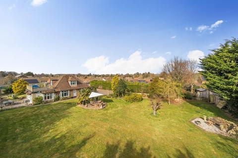 Park Road, Kennington, Ashford TN24 4 bed detached house for sale