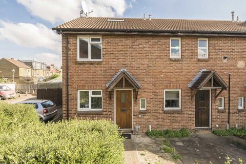 Clementine Close, London W13 4 bed house for sale