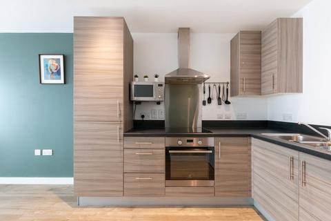 Pump House Crescent, London TW8 1 bed flat for sale
