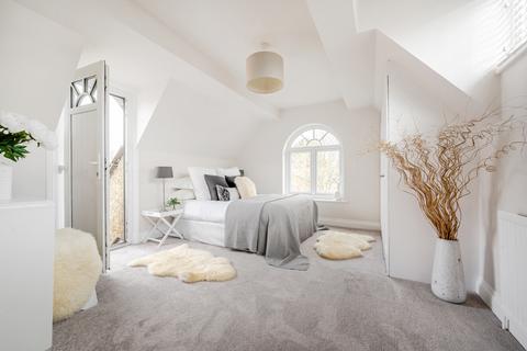 Park Road, New Barnet, Barnet, EN4 2 bed duplex for sale