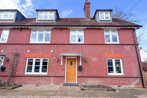 Brookley Road, Brockenhurst, SO42 3 bed end of terrace house for sale