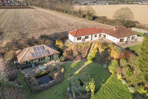 Blofield 3 bed detached bungalow for sale