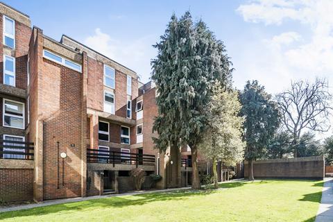 Longlands Road, Sidcup DA15 2 bed flat for sale