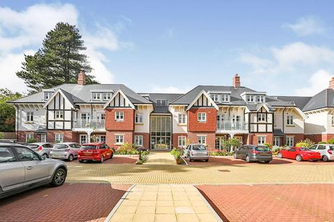 Brueton Place, 218