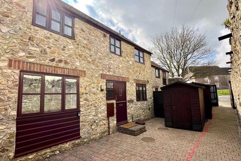 Bath Street, Chard, Somerset TA20 2 bed terraced house for sale