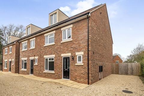 Gurden Place, Headington, Oxford 3 bed semi