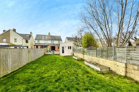 Siddington Road, Cirencester... 3 bed semi