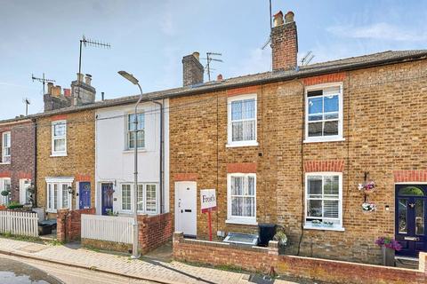 Alexandra Road, Hertfordshire AL1 2 bed terraced house for sale