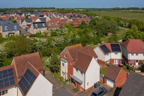 Day Close, St Neots PE19 5 bed detached house for sale