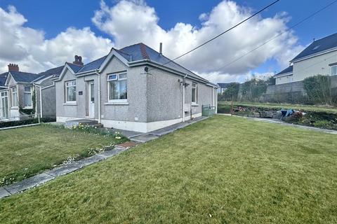 Heol Capel Ifan, Pontyberem, Llanelli 3 bed bungalow for sale