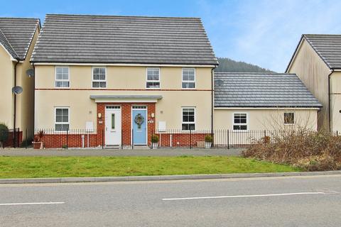 Talbot Green, Pontyclun CF72 3 bed semi