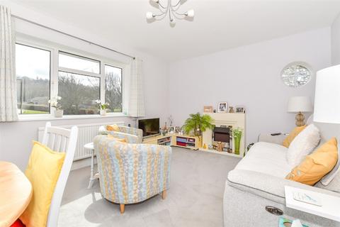 Milton Gardens, Tonbridge, Kent 2 bed apartment for sale