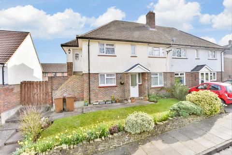McKenzie Road, Chatham ME5 2 bed ground floor maisonette for sale