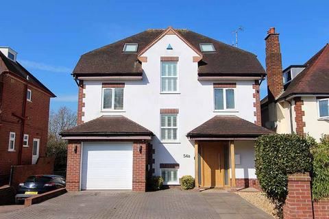 54a York Avenue, Finchfield... 4 bed detached house for sale