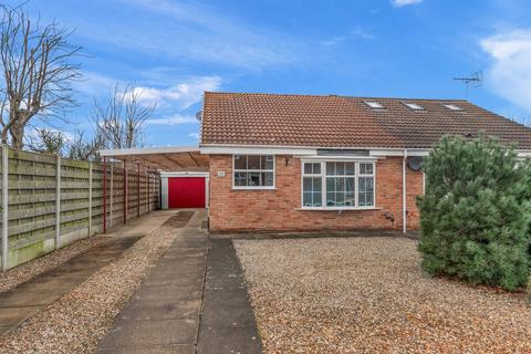 Knapton Close, Strensall, York, YO32 2 bed semi