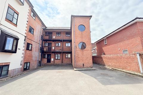 Lansdowne House Inverness Rd, Gosport... 1 bed ground floor flat for sale