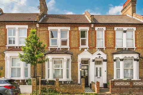 Elmer Road, Catford, London, SE6 3 bed terraced house for sale
