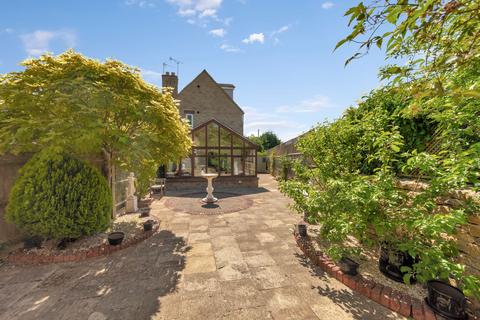 Cheltenham Road, Broadway, WR12 3 bed end of terrace house for sale