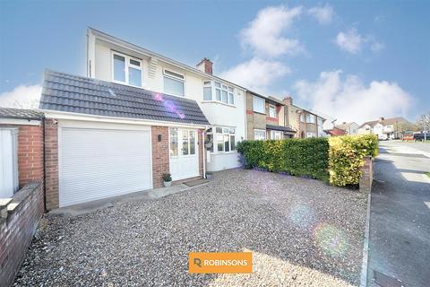 4 bedroom semi-detached house for sale
