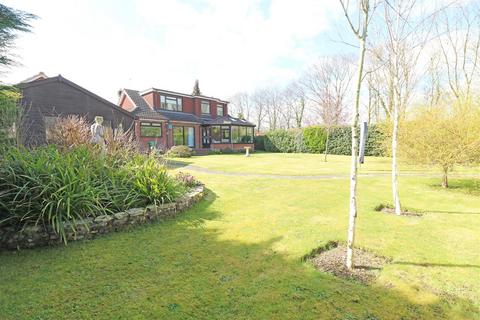 Station Road, Hatfield Peverel... 3 bed detached house for sale